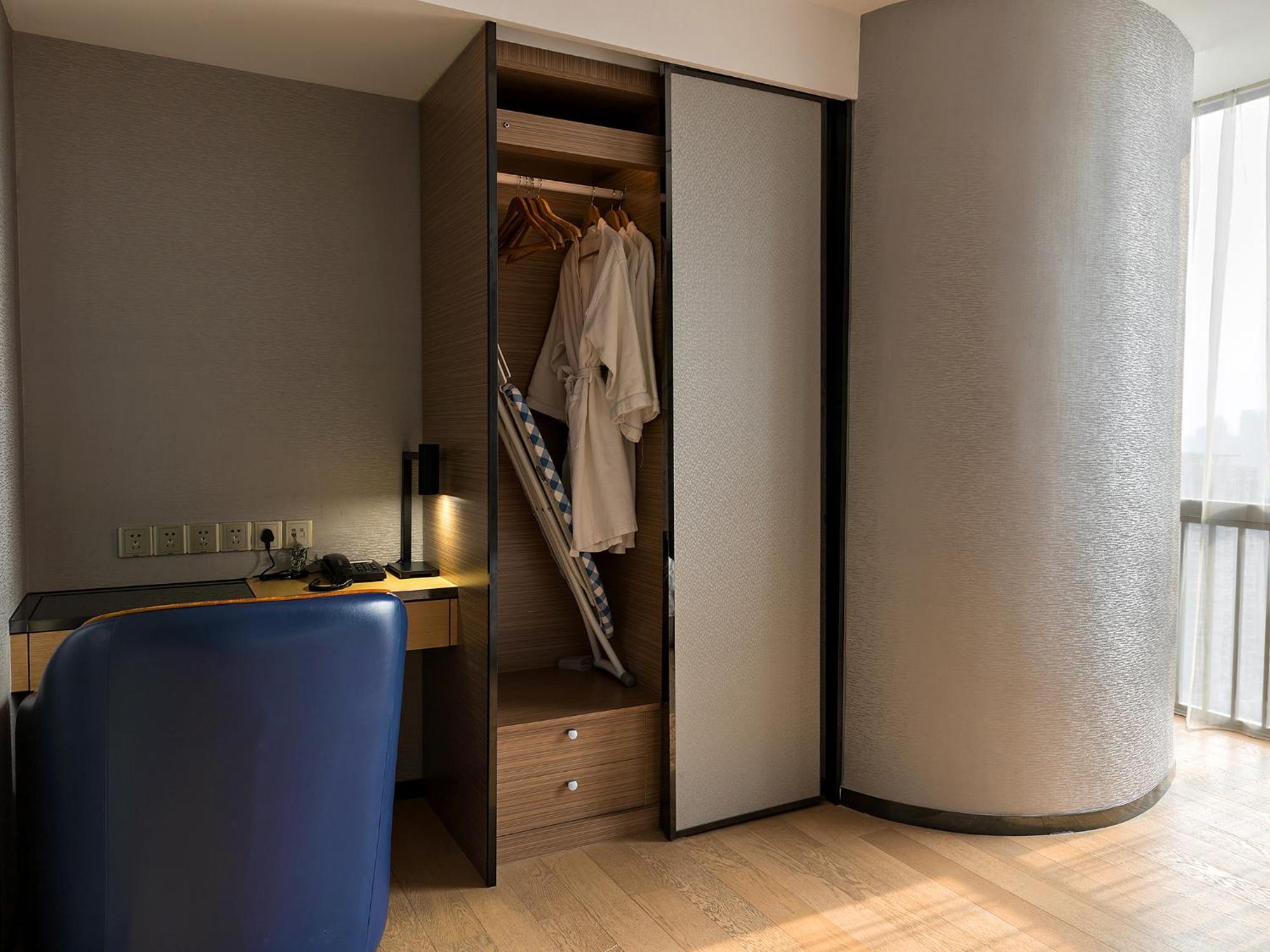 Pengman Beijing Rd. A-Mall Apartment Guangzhou Room photo