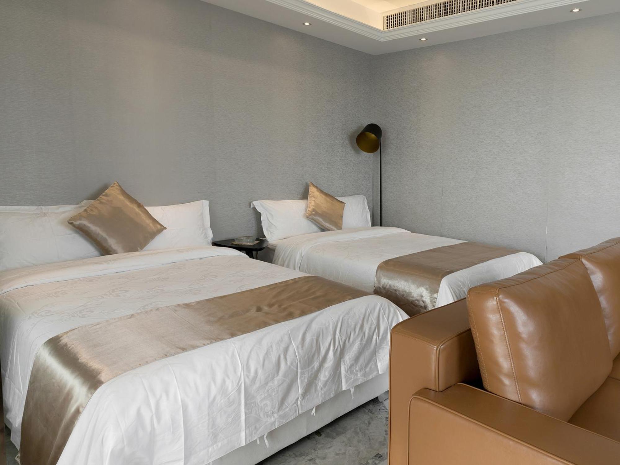 Pengman Beijing Rd. A-Mall Apartment Guangzhou Room photo